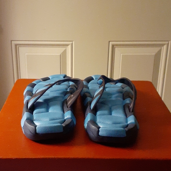 Men's flip flops - Picture 3 of 8